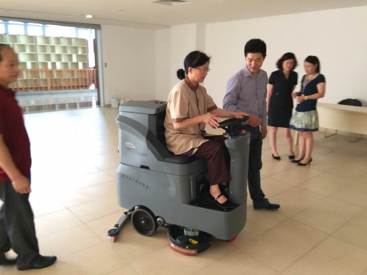 克孜勒蘇洗地車